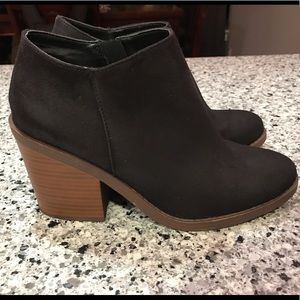 Chunky healed bootie